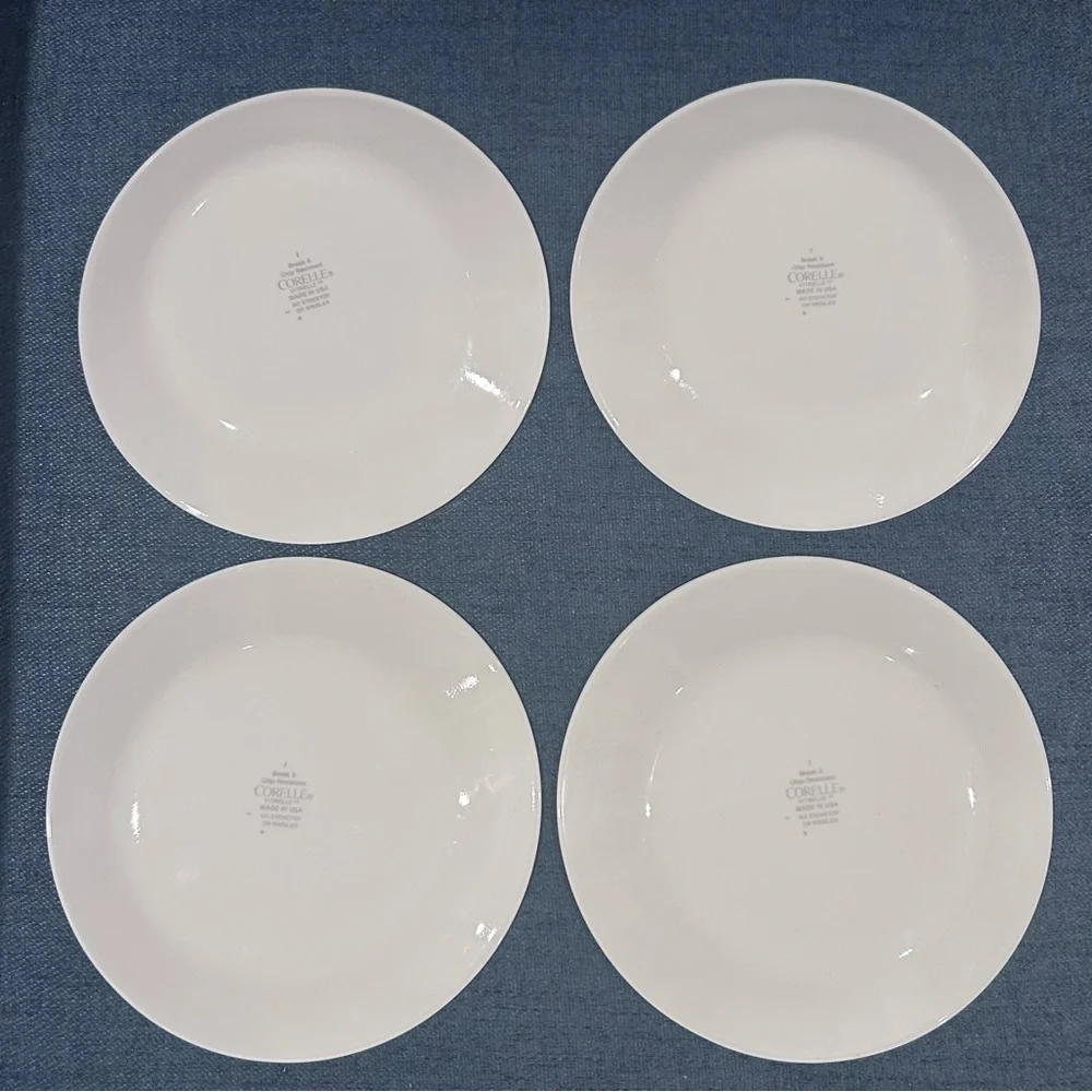Corelle by Corning Country Cottage set of 4 dishes plates blue hearts green vine